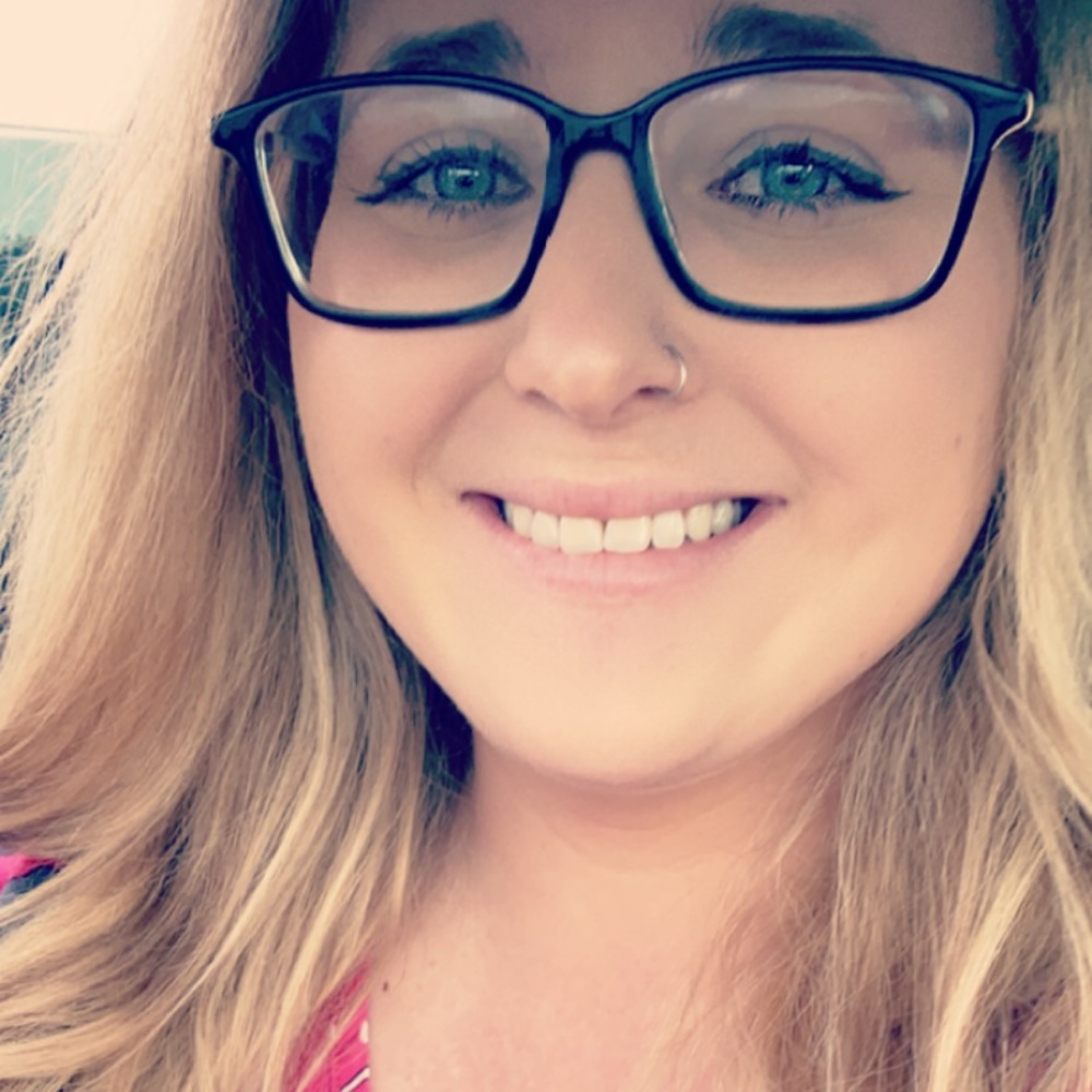 Meet your Posher, Taylor